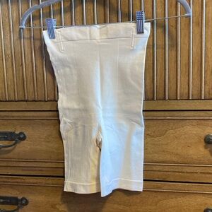☃️ Shapermint Essentials Cream High-Waisted Shorts